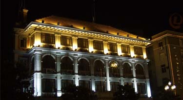 建筑的骨骼 柱子亮化該如何做?三個(gè)示例后馬上懂了！