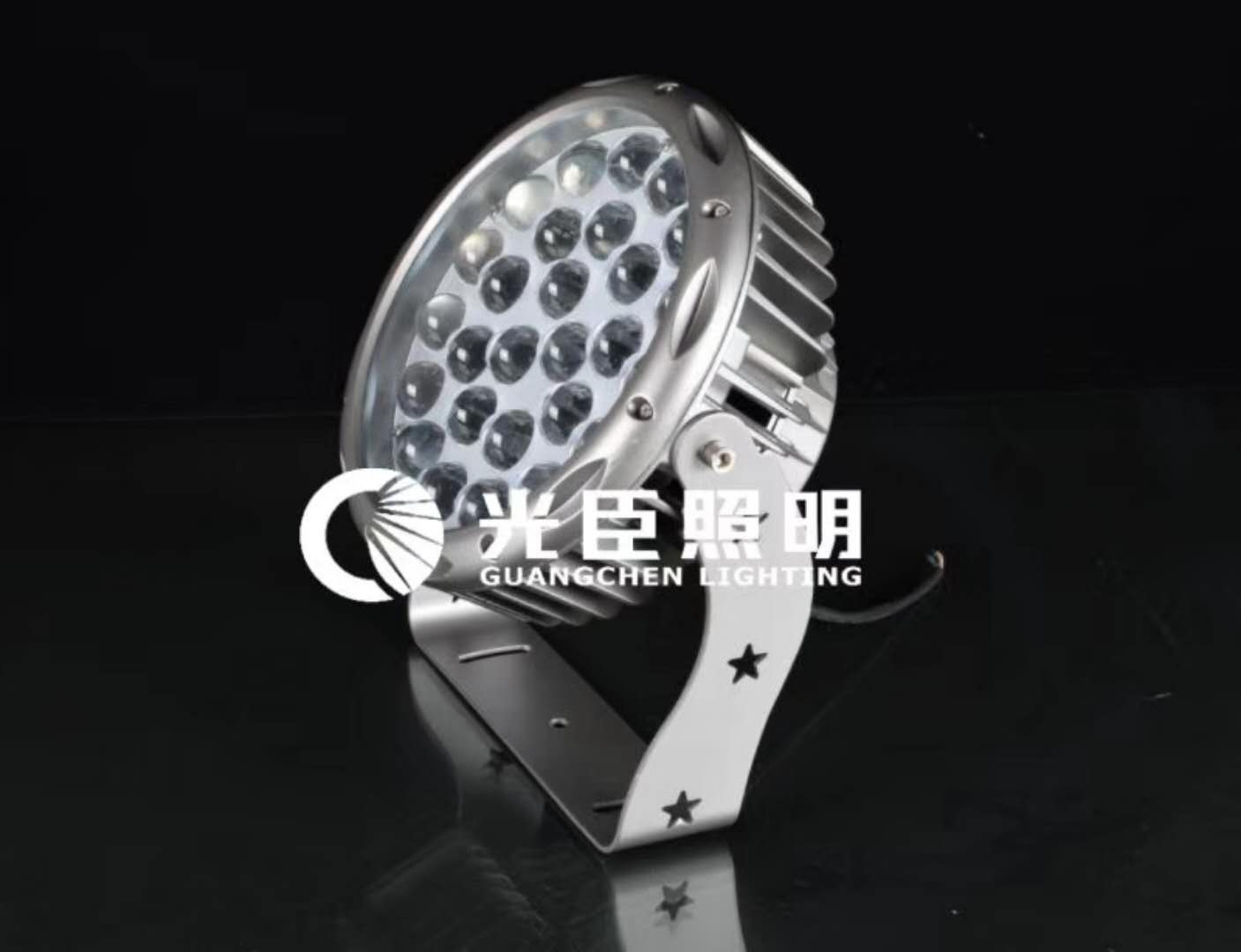 大功率窄光束投射燈，高樓亮化新寵兒